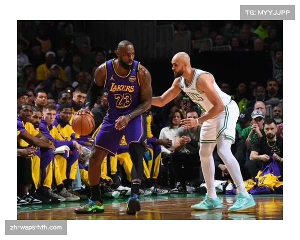 湖人八连胜巩固西部第三排名 詹姆斯复出后高效表现带动球队攻防